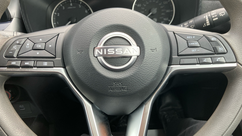 Nissan Juke 1.0 DiG-T Acenta Premium 5dr Petrol Hatchback